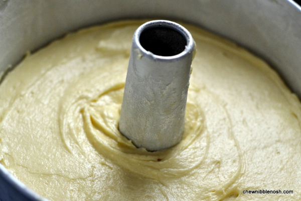 Sour Cream Pound Cake 3 - Chew Nibble Nosh