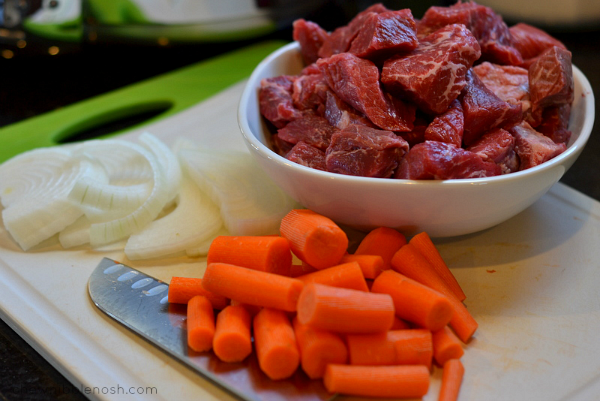 Slow Cooker Asian Beef Stew - Chew Nibble Nosh 1