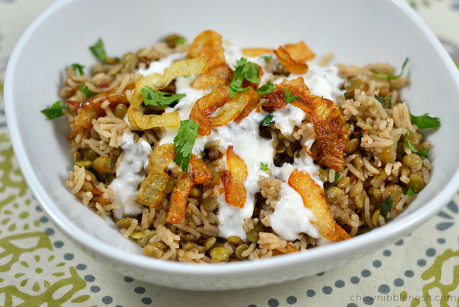 Mujaddara Rice and Lentils with Crispy Onions - Chew Nibble Nosh