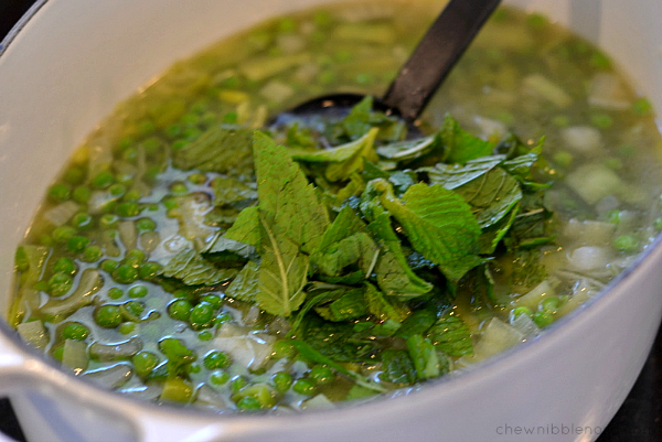 Spring Pea Soup - Chew Nibble Nosh 4