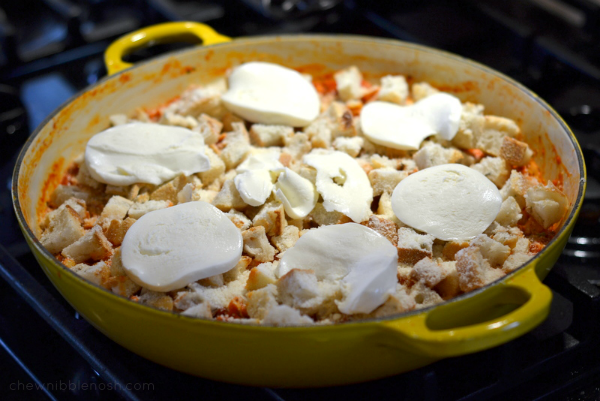 Skillet Chicken Parmesan with Artichokes - Chew Nibble Nosh 6