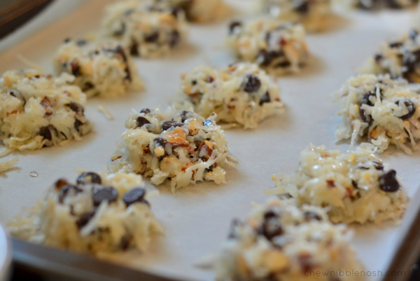 Almond Joy Cookies - Chew Nibble Nosh 3