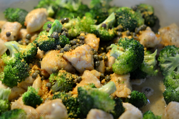 Garlic Lemon Chicken Pasta with Broccoli - Chew Nibble Nosh 6